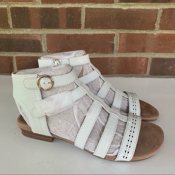 Earth Shoes - Earth Origins Women’s Marin White Leather Flat Gladiator Sandals US 7 M NEW